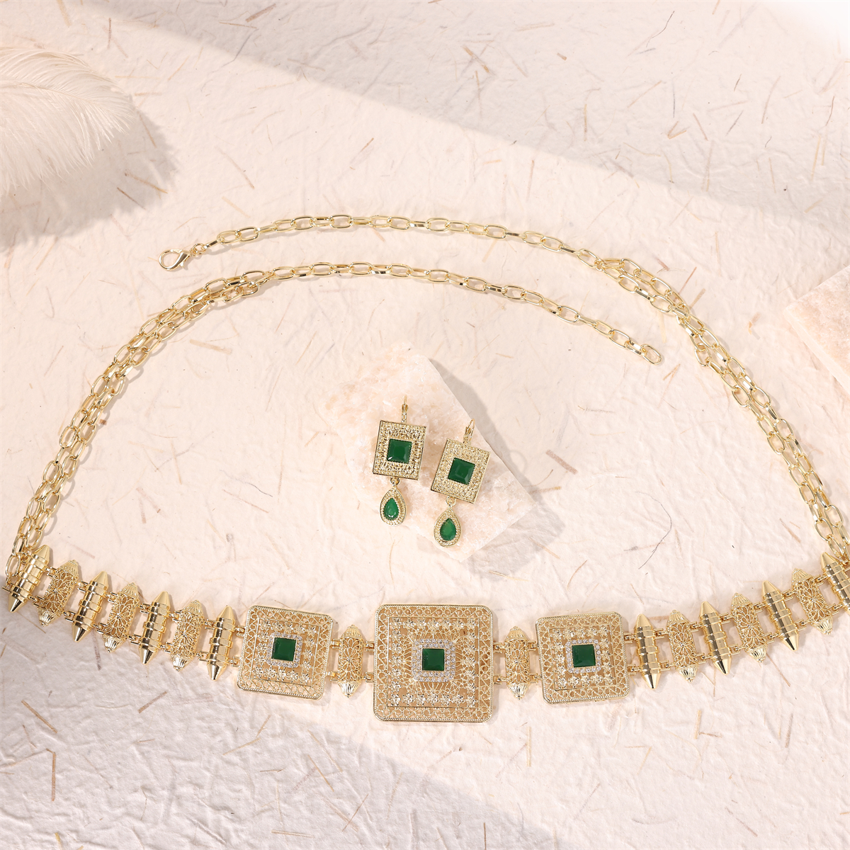 Body Jewelry Videos - Boucles d'oreilles pendantes à la taille